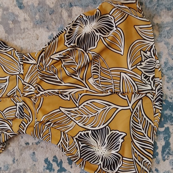 Sienna Sky dress - Picture 3 of 4